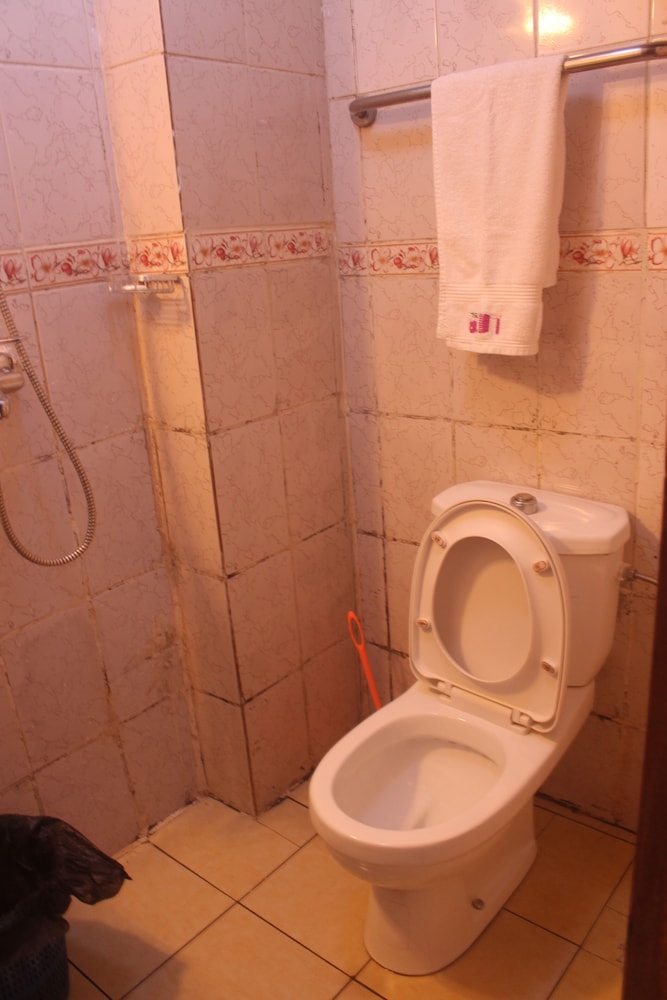 Liza Hotel 43/43