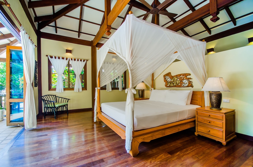Koh Jum Beach Villas 21/76