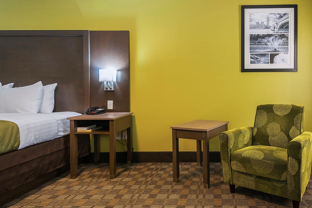Quality Inn Deridder, LA 21/38