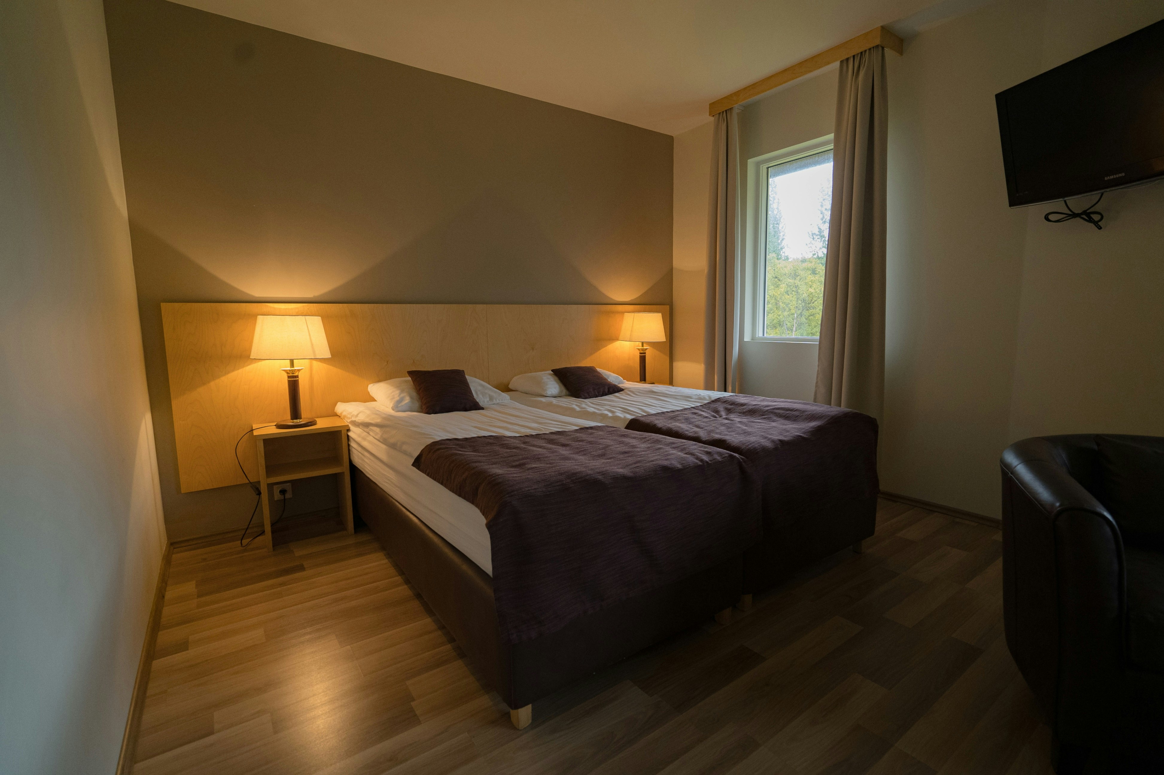 Room, Triple