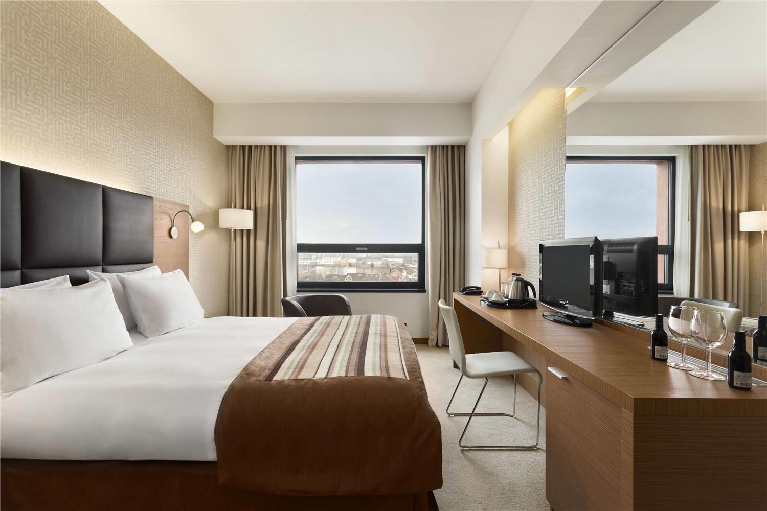 Ramada by Wyndham Oradea 4/20