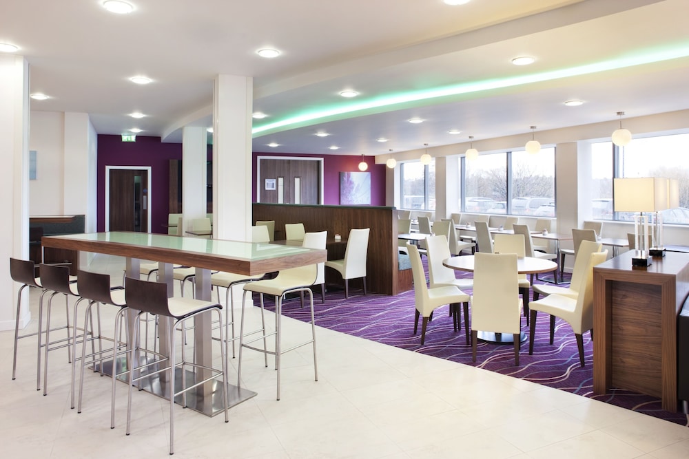 Holiday Inn Express Tamworth 46/58