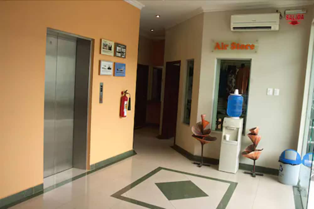 Air Suites 4/49