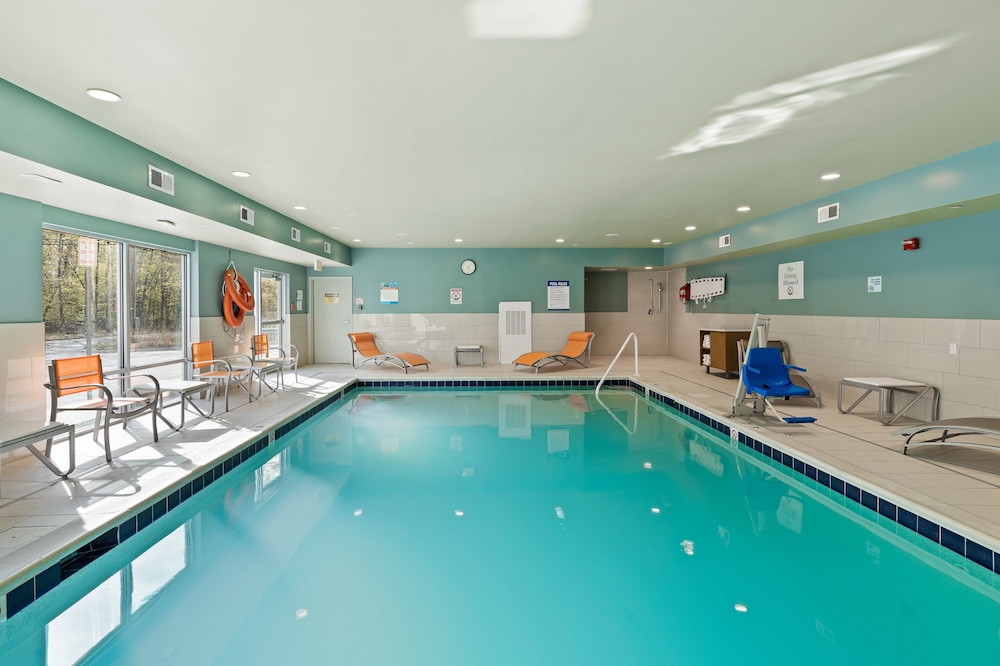 swimming pool spa