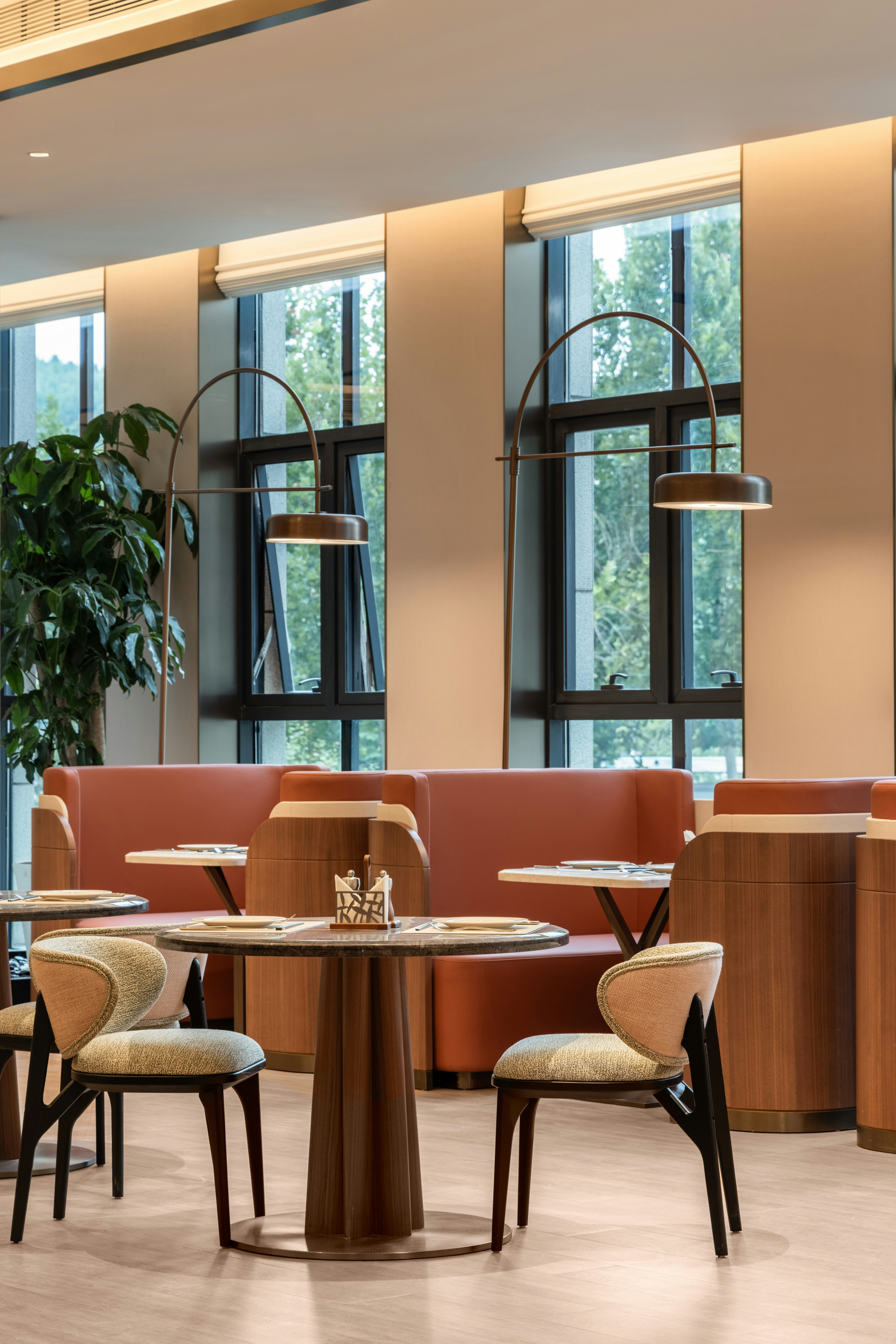 Hilton Garden Inn Jinan Olympic Sports Center 14/25