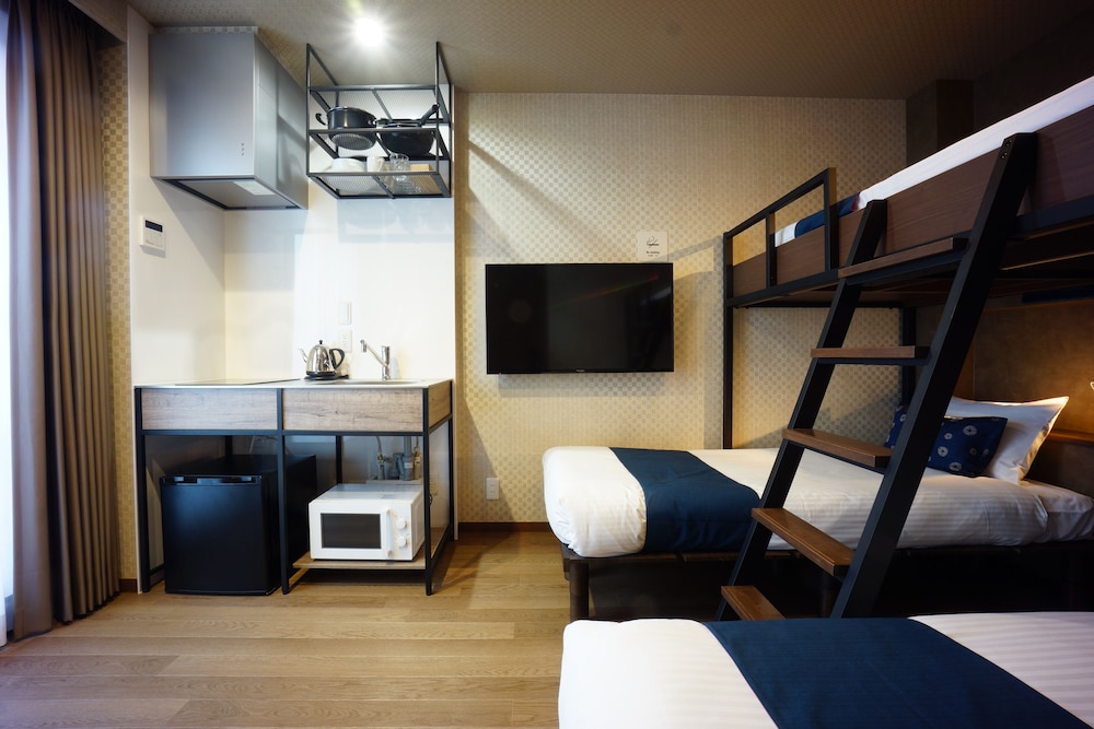 RoNa Hotel 17/25