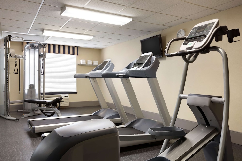 Country Inn & Suites by Radisson, Kingsland Naval Base Area 11/18