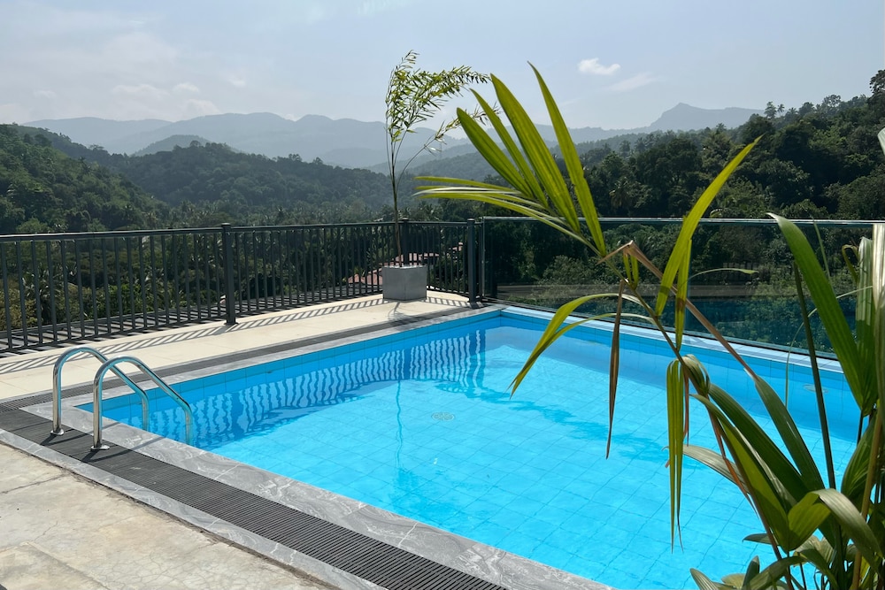 Rivendell Hotel 28/55