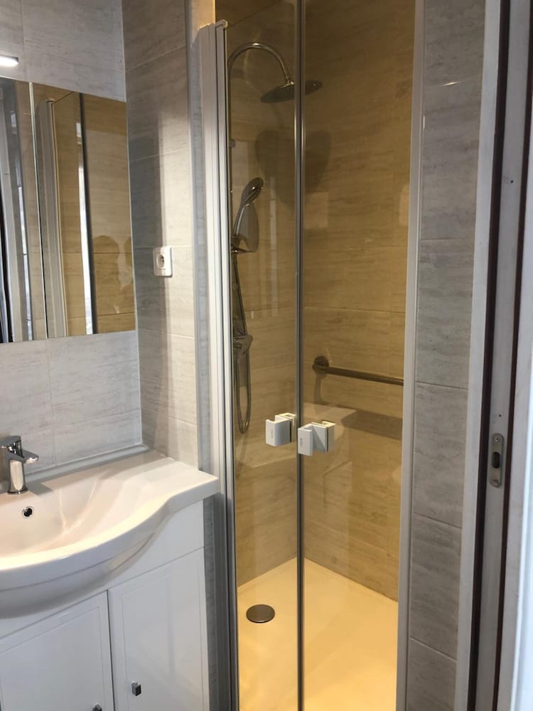 Hotel Clauzel 23/24
