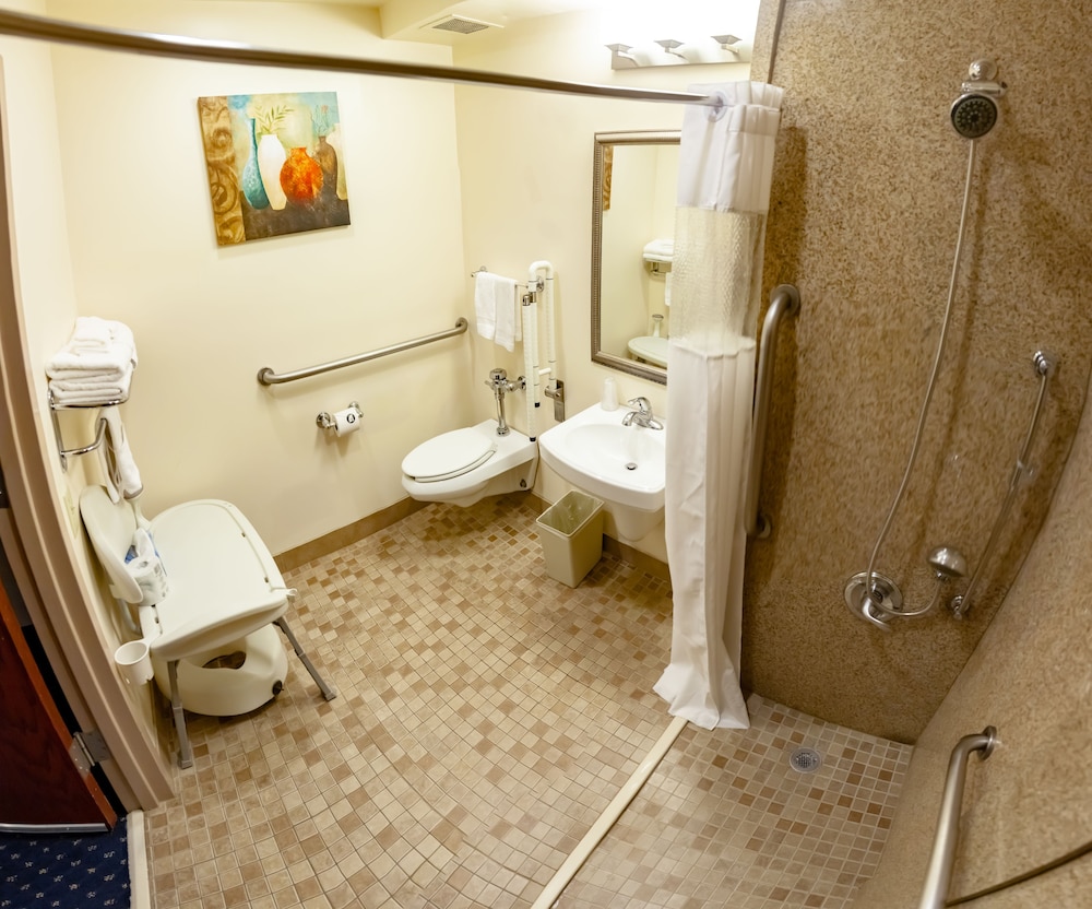 Asbury Inn and Suites 65/66