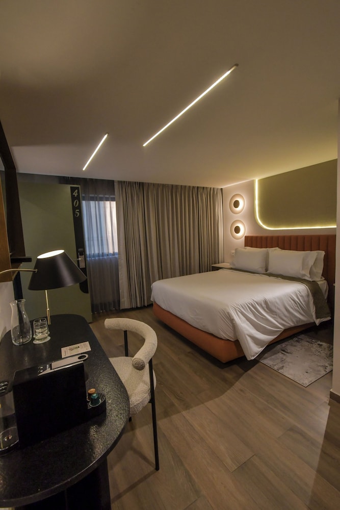 Expo Satelite Hotel and Suites 22/58