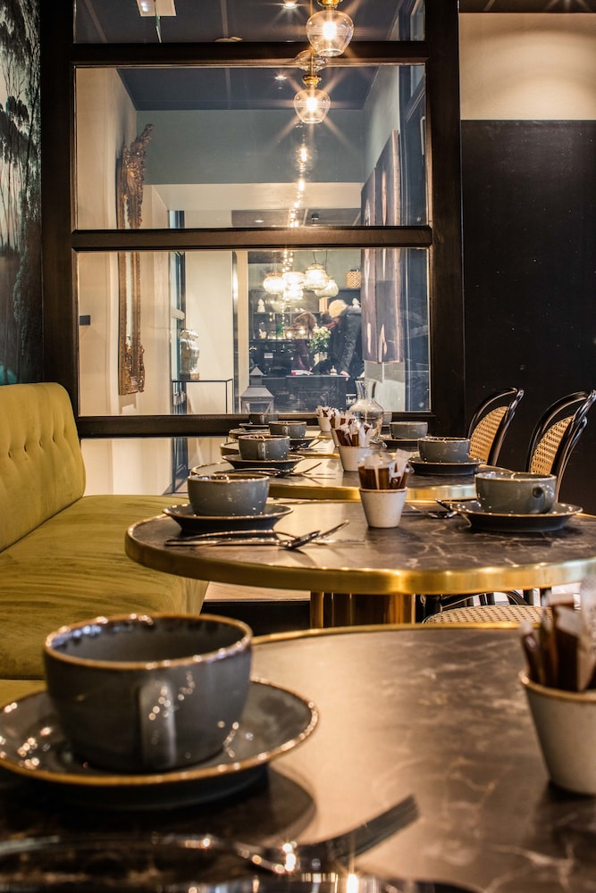 Hotel Lanjuinais 41/71