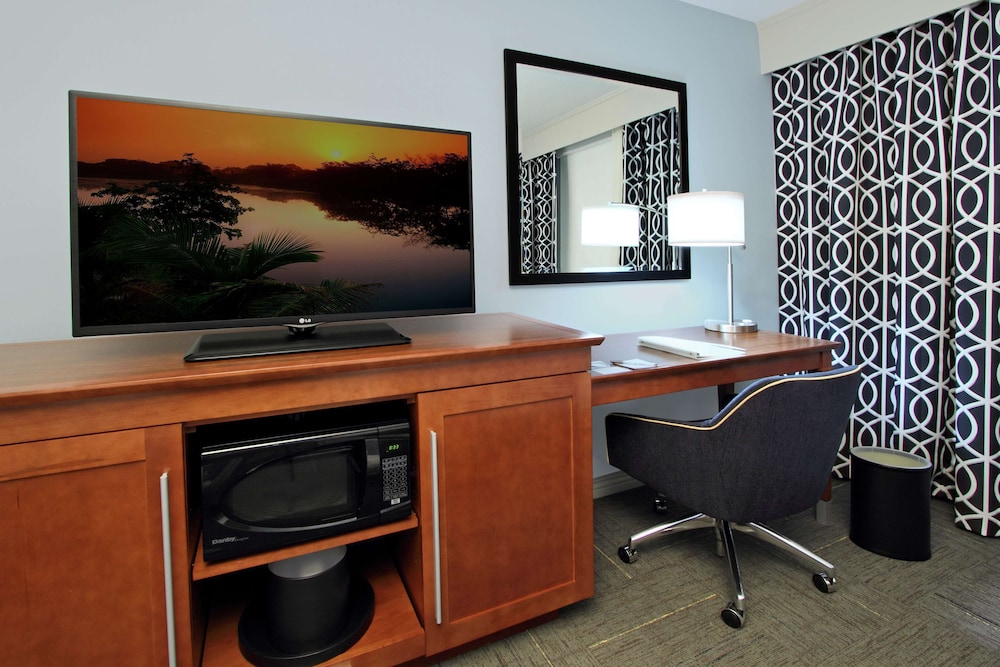 Hampton Inn Richland 37/43