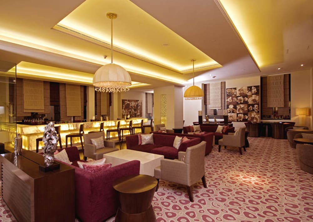 Radisson Hyderabad Hitec City 34/66