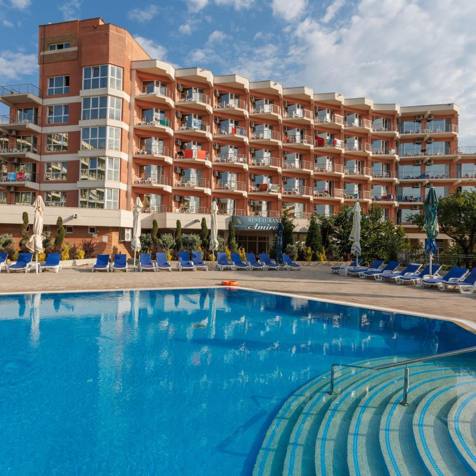 Amiral Hotel 7/55
