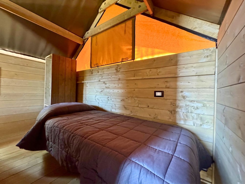 Santa Fortunata Village Camping 62/85