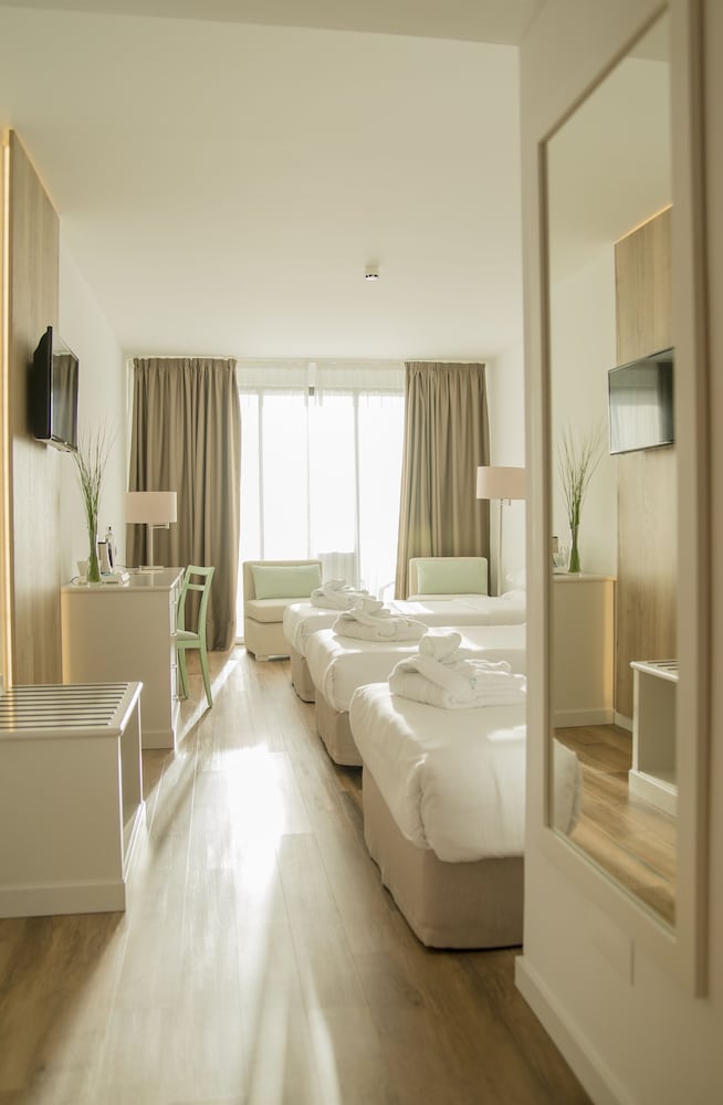 Caloura Hotel Resort 12/50