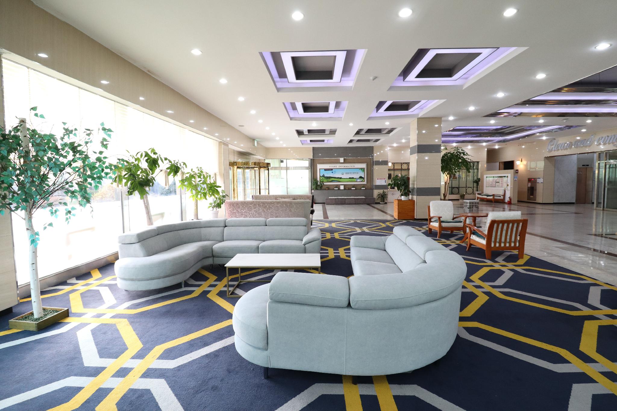 Chungju Grand Hotel 23/36