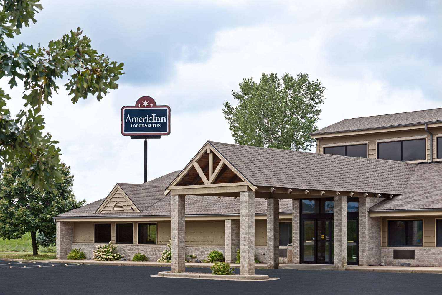 Americinn By Wyndham Tomah 1/18