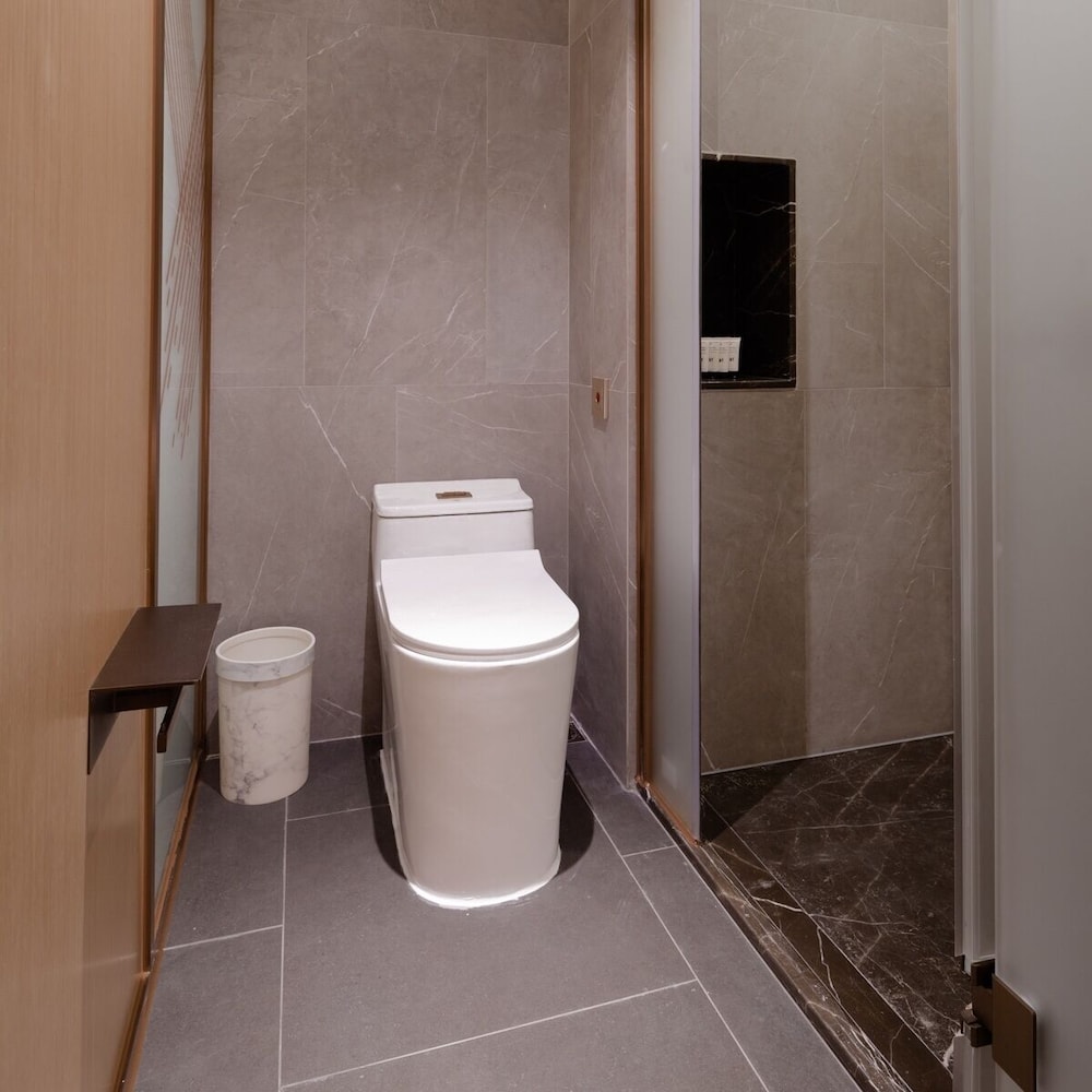 CHAOMAN HOTELS SHENZHEN CITIZEN CENTER 25/26