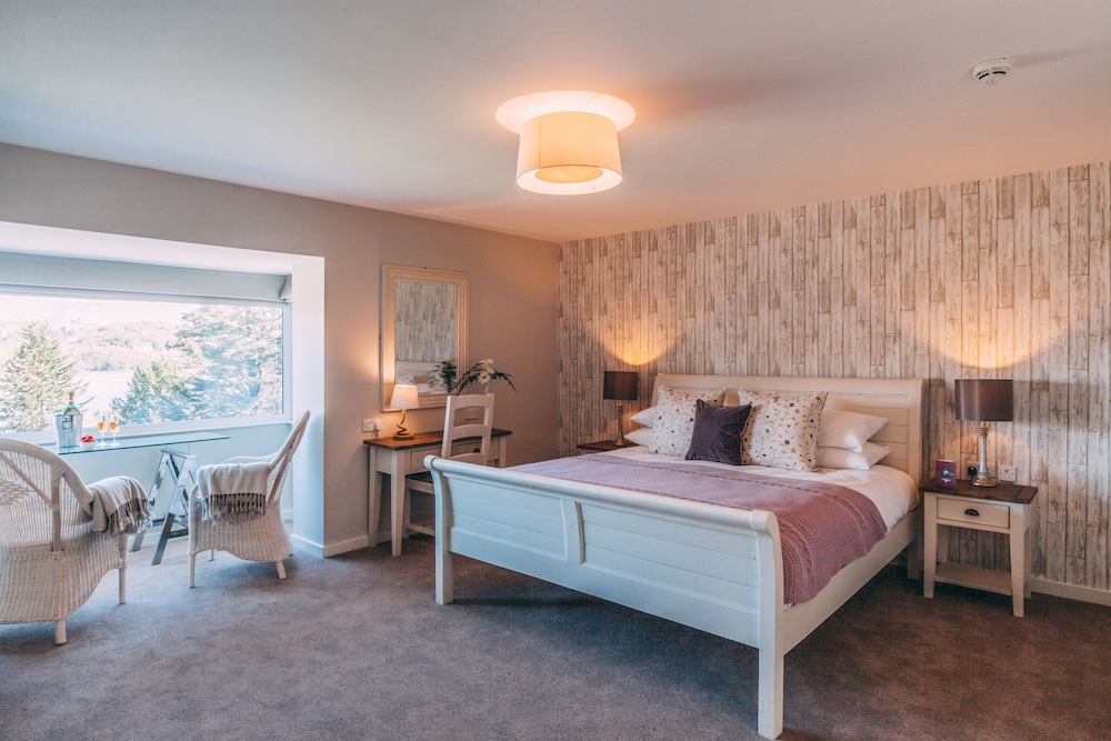 Lodge, Suite, King Bed
