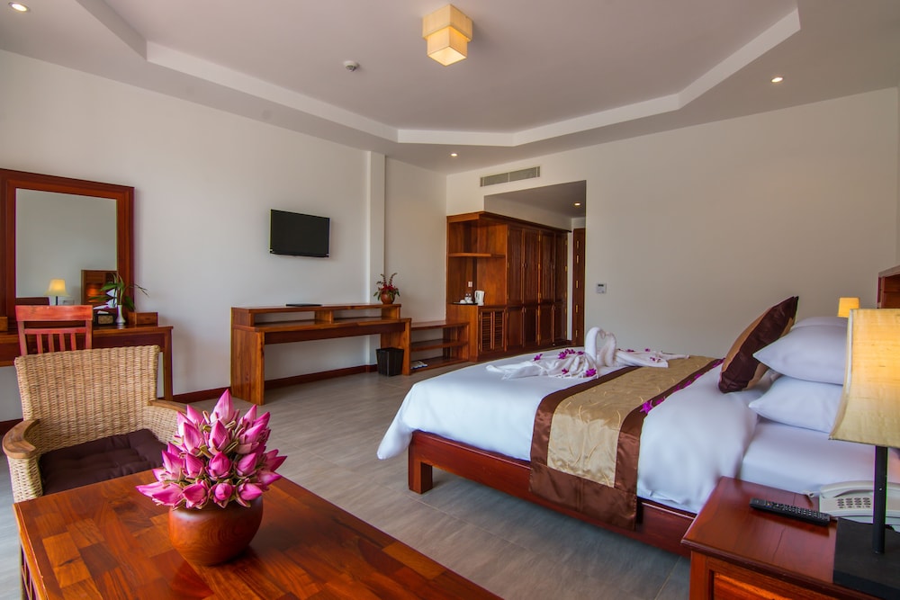 Glorious Hotel and Spa 17/50