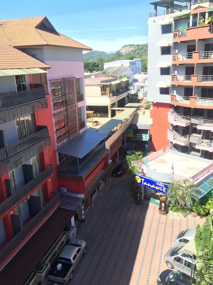 Tanawit Hotel & Spa Hua Hin 6/56