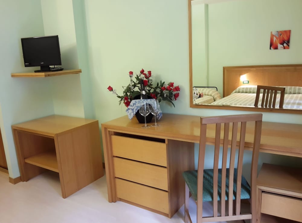 HOTEL ORSO BIANCO 49/73
