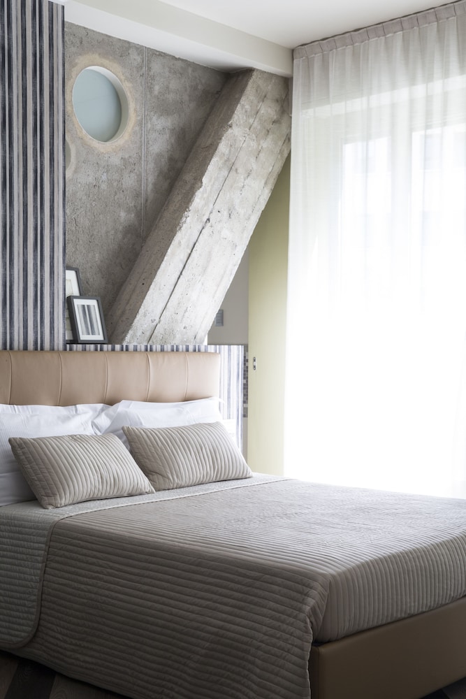 Serendipity Rooms 7/41