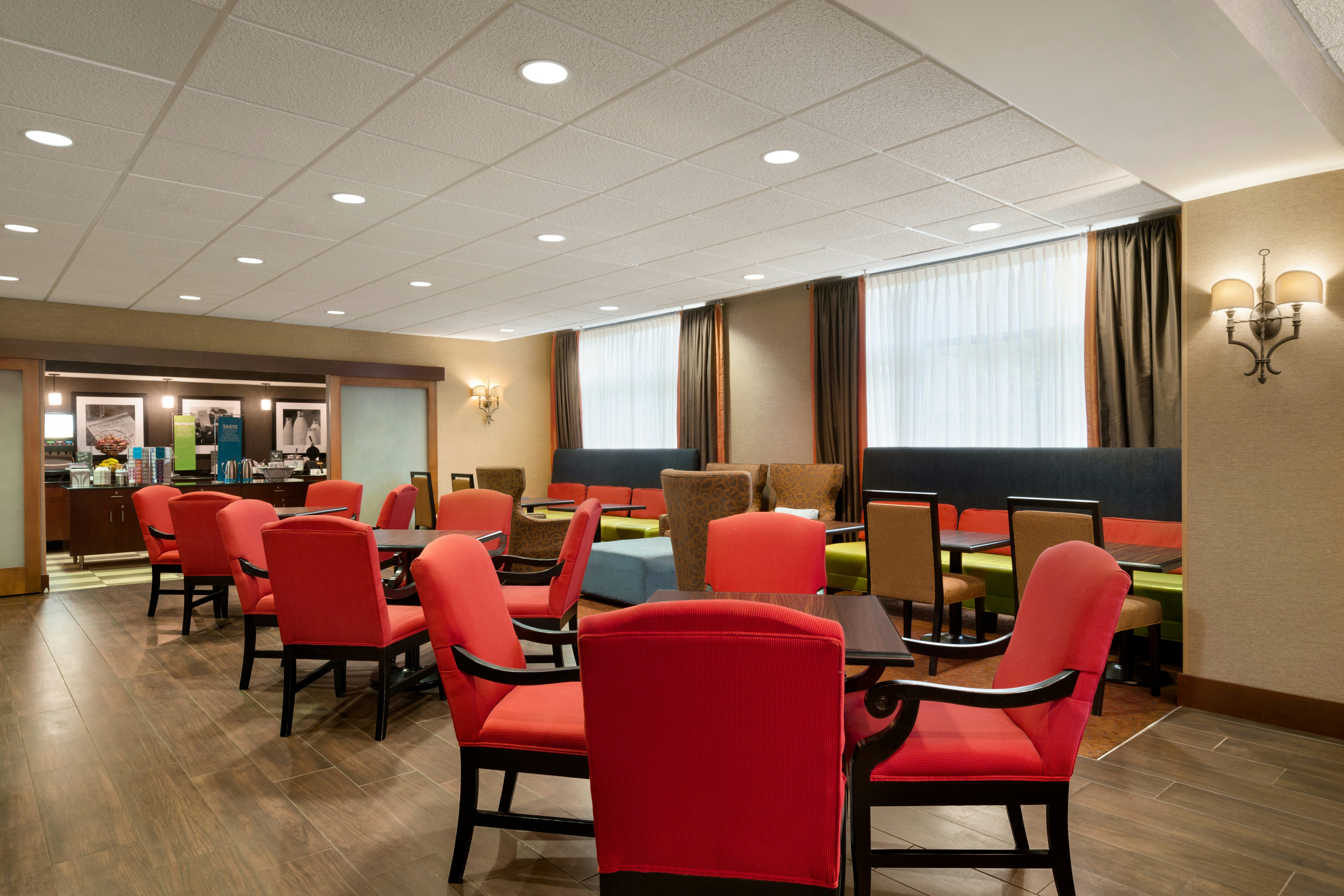 Hampton Inn Wichita Falls Sikes Senter Mall 20/36