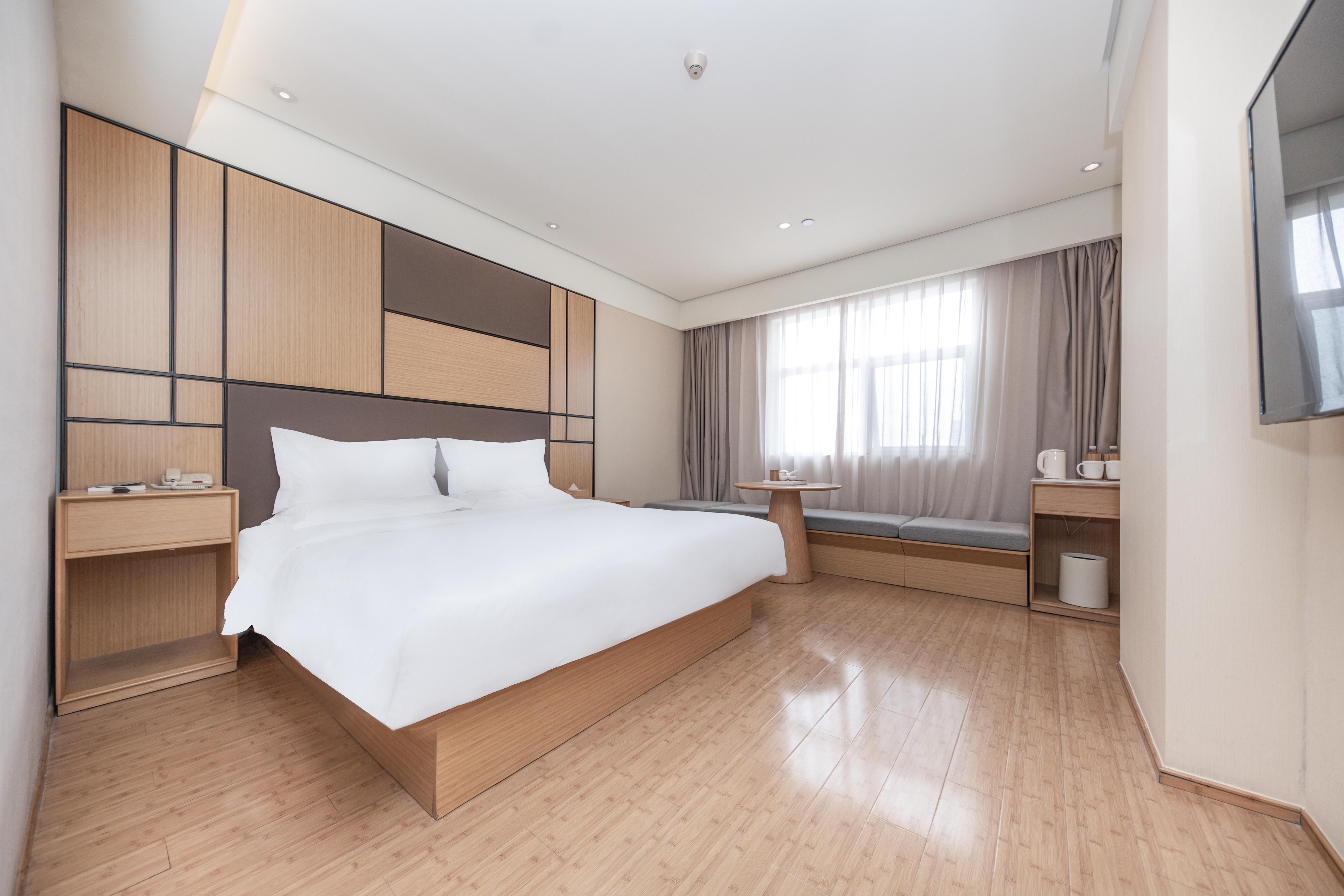 JI Hotel Hangzhou Wulin Square Wenhui Building 25/50