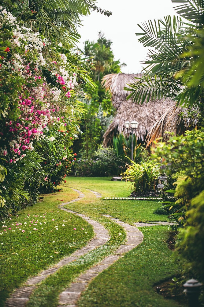 KARIWAK VILLAGE HOLISTIC HAVEN HOTEL 36/50