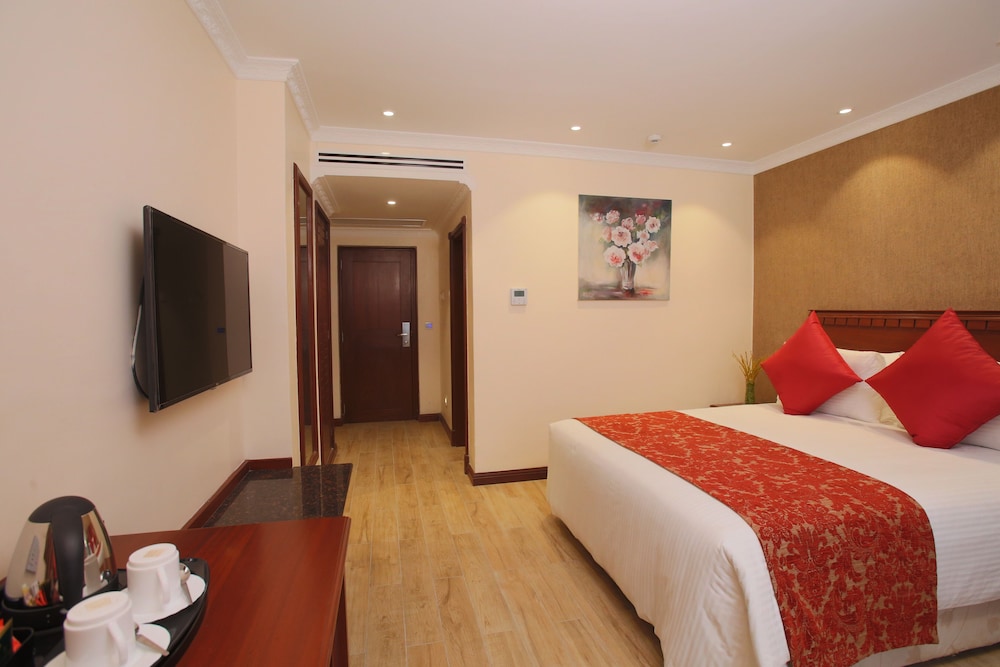 Sarova Woodlands Hotel Spa 15/50