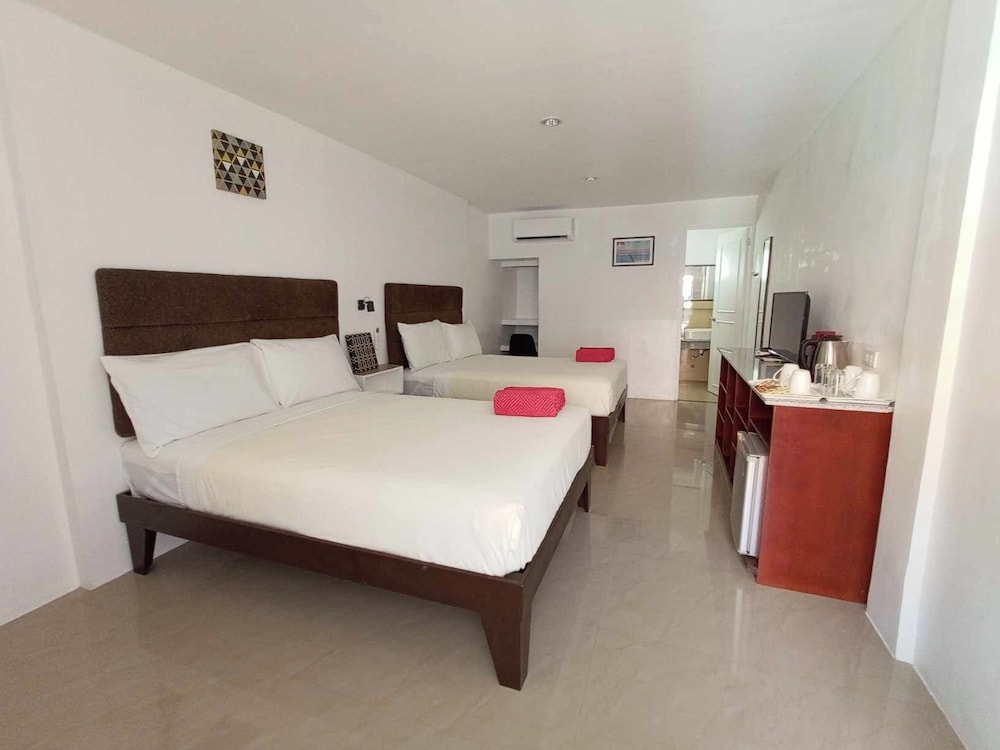 Heartland Hotel Service Rooms And Apartments 6/48