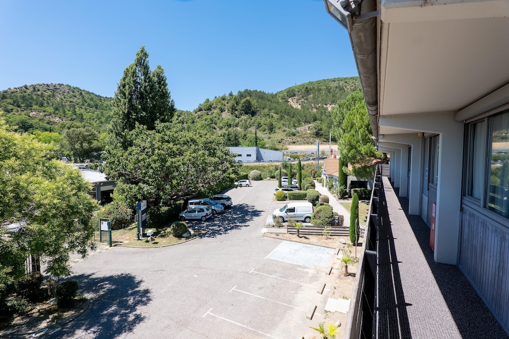 Campanile Digne Les Bains 44/53