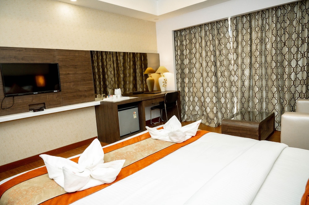 Hotel Mansha Regency 10/50