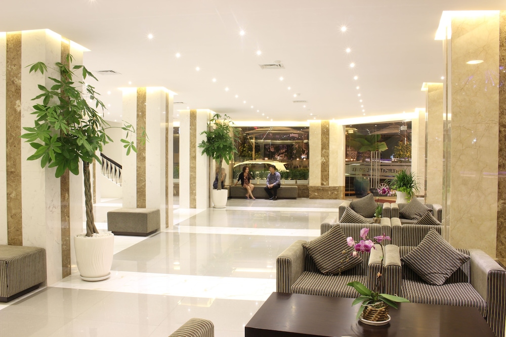International Hotel 11/63