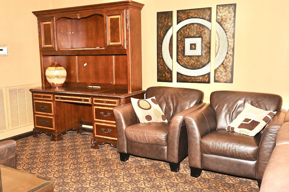 Fortune Inn And Suites Newport 34/50