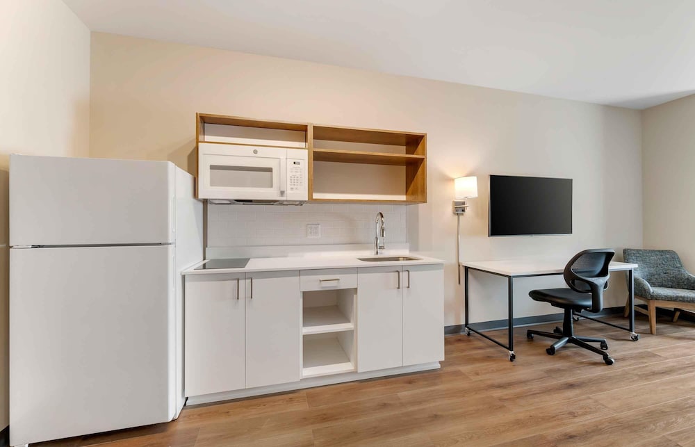 Extended Stay America Premier Suites- Phoenix - Chandler - Airport 34/50