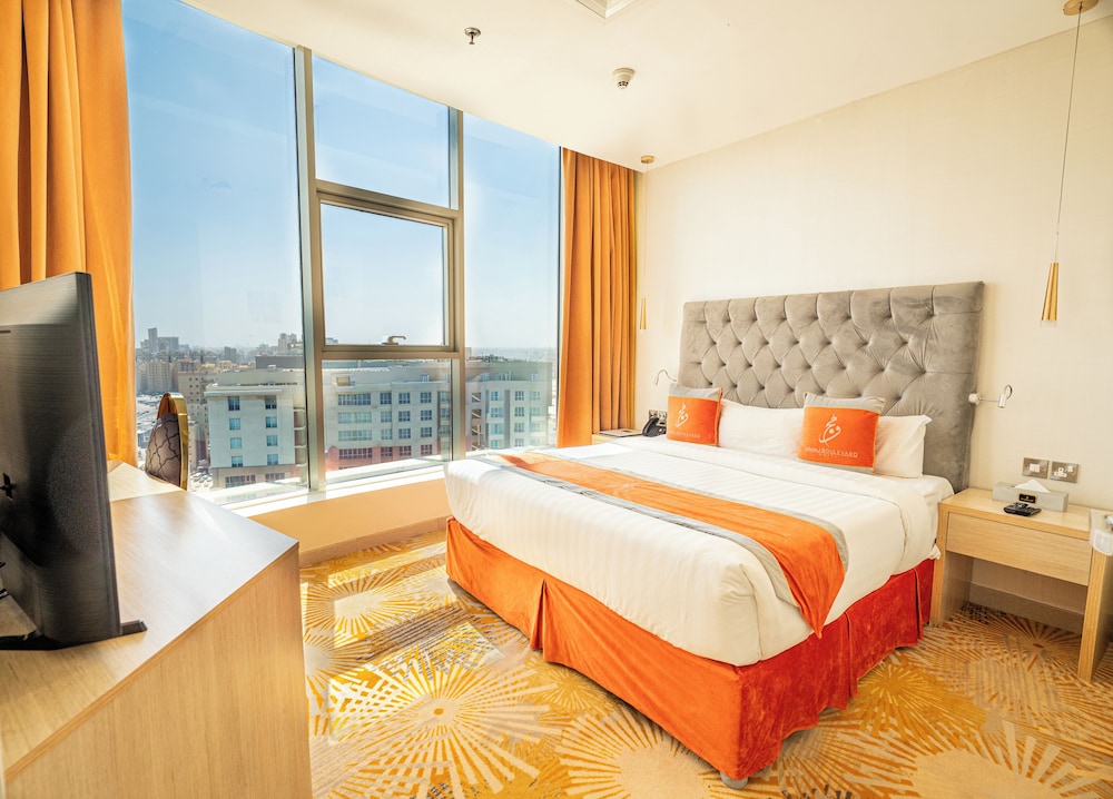2 BEDROOMS, PREMIUM, SUITE