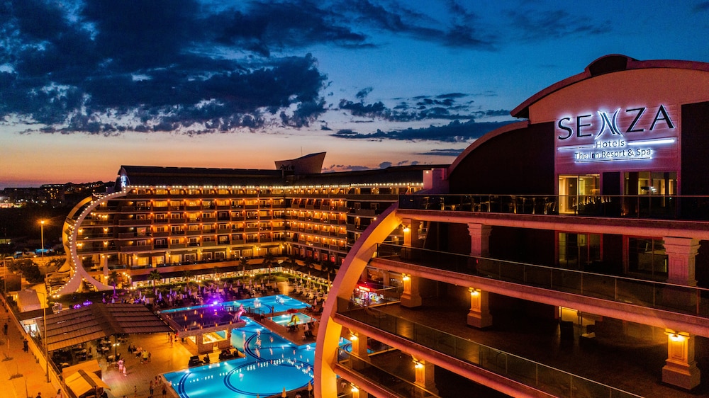 Senza The Inn Resort & Spa 5/50