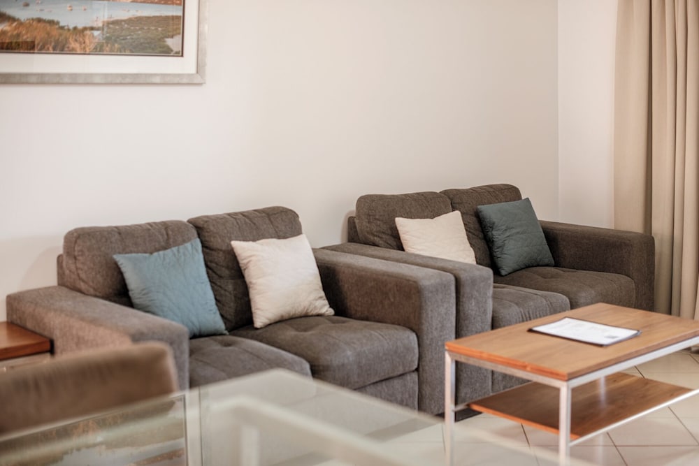 KALBARRI EDGE RESORT 49/70