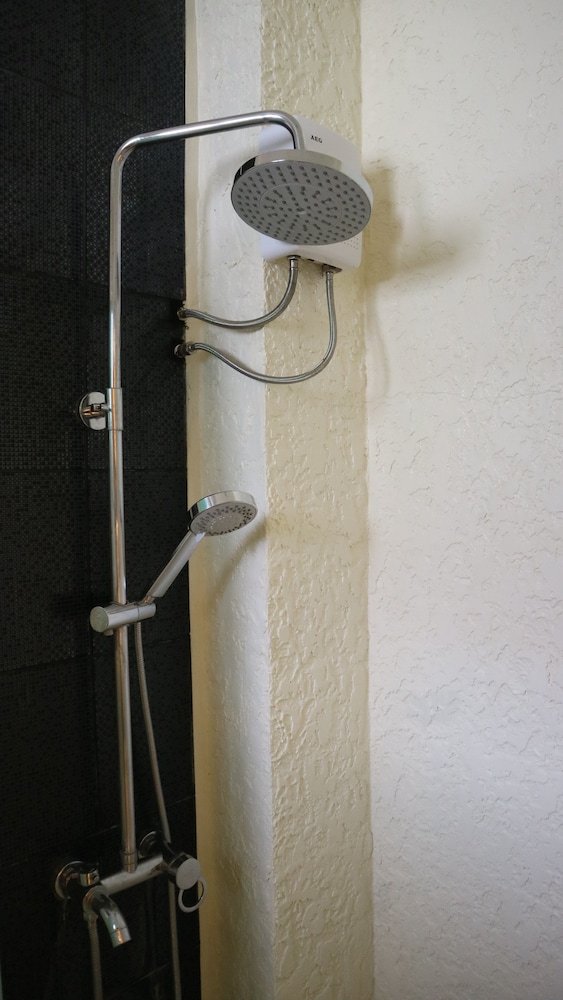 Haramayne Suites 5/18