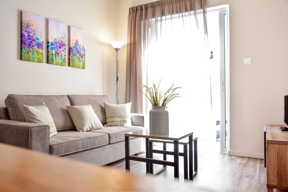 Athens Connection Apartments 32/49