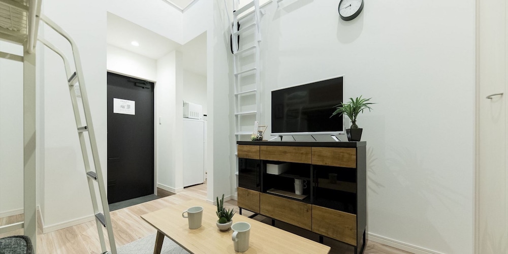 Trip Pod Sumiyoshi C 33/35