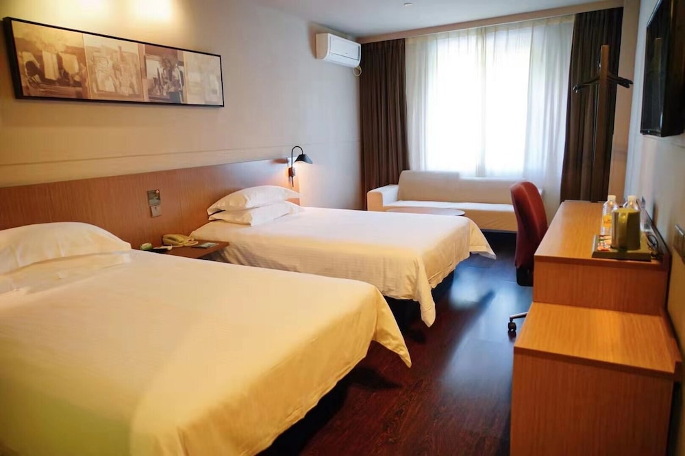Jinjiang Inn Select Shanghai Expo Dezhou Road 11/33