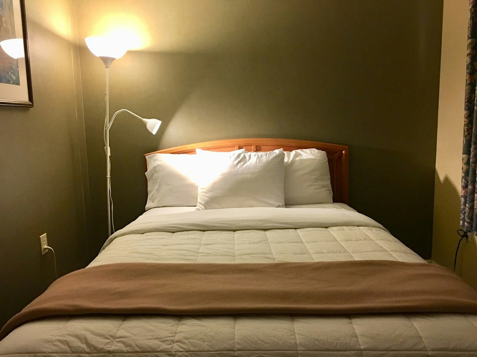 Scottish Inns & Suites 9/14