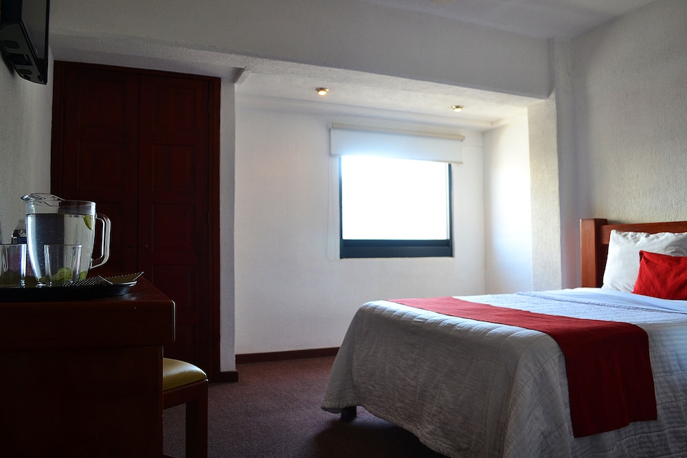 Campestre Inn Hotel And Residences 16/44