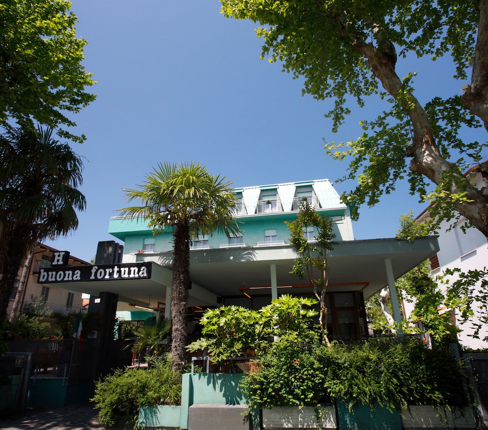 Hotel Buonafortuna 2/70