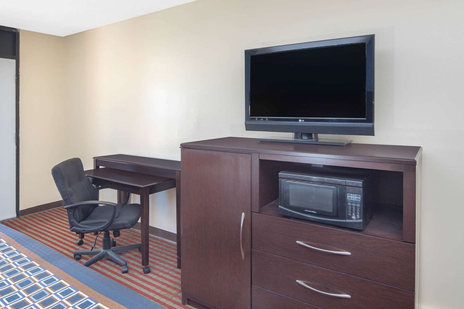 Travelodge By Wyndham Savannah Area/Richmond Hill 9/19